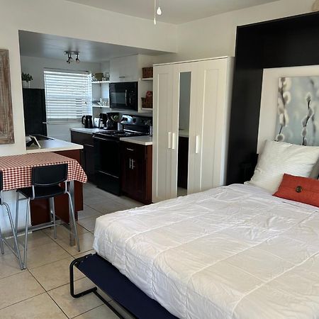 Lambert Family Beach Apartments Fort Lauderdale Exterior photo