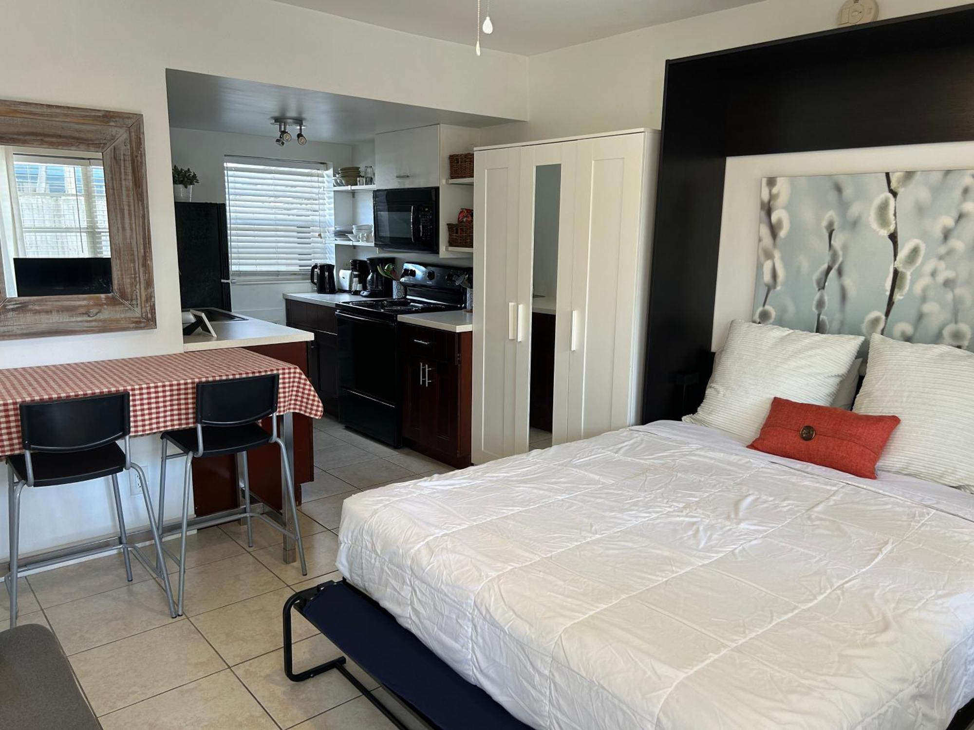 Lambert Family Beach Apartments Fort Lauderdale Exterior photo